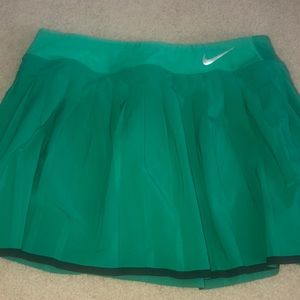 Teal/green nike tennis skirt